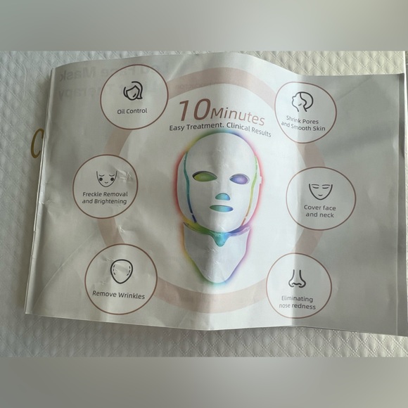 White LED Beauty Mask - Picture 9 of 12
